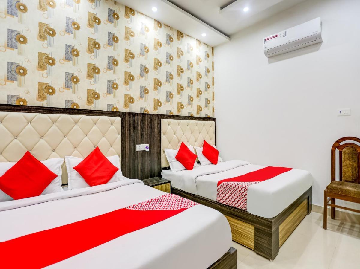 Oyo 75850 Vishwanath Guest House Varanasi Exterior foto